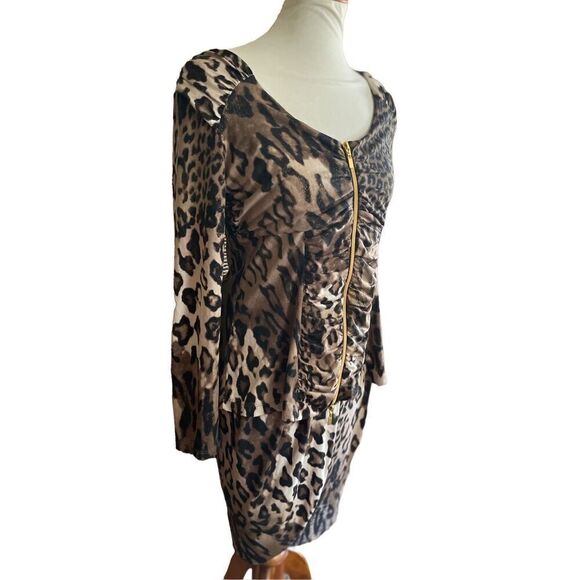 Chic Leopard Print Two-Piece Skirt Set | NWOT Size Medium - Picture 3 of 12